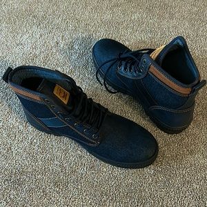 Levi’s Boots size 11 blue Jean material